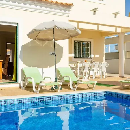 Ambar Vila